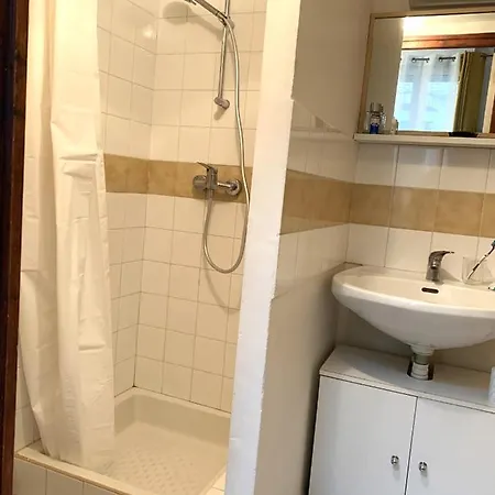 Apartment Proche Centre-avenue De Laon